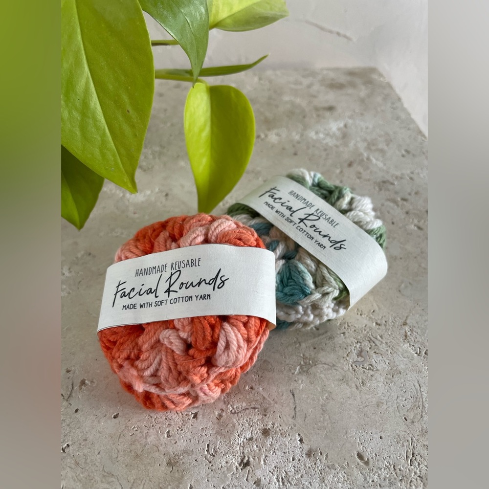 Reusable facial wipes